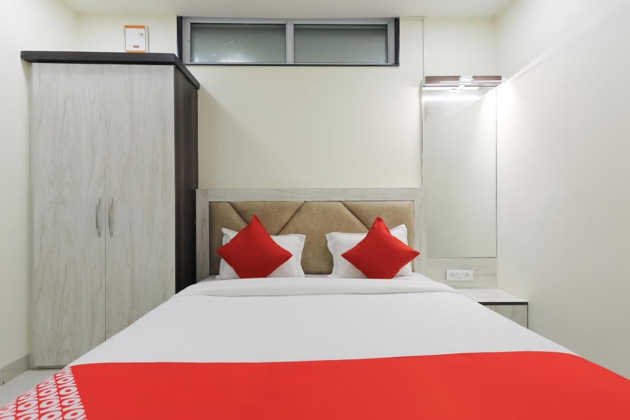 Oyo 60577 Sukhmani Residency Otel Indore Dış mekan fotoğraf