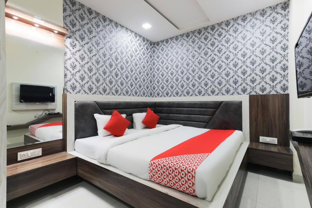 Oyo 60577 Sukhmani Residency Otel Indore Dış mekan fotoğraf