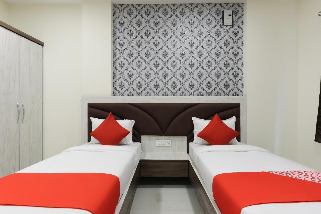 Oyo 60577 Sukhmani Residency Otel Indore Dış mekan fotoğraf